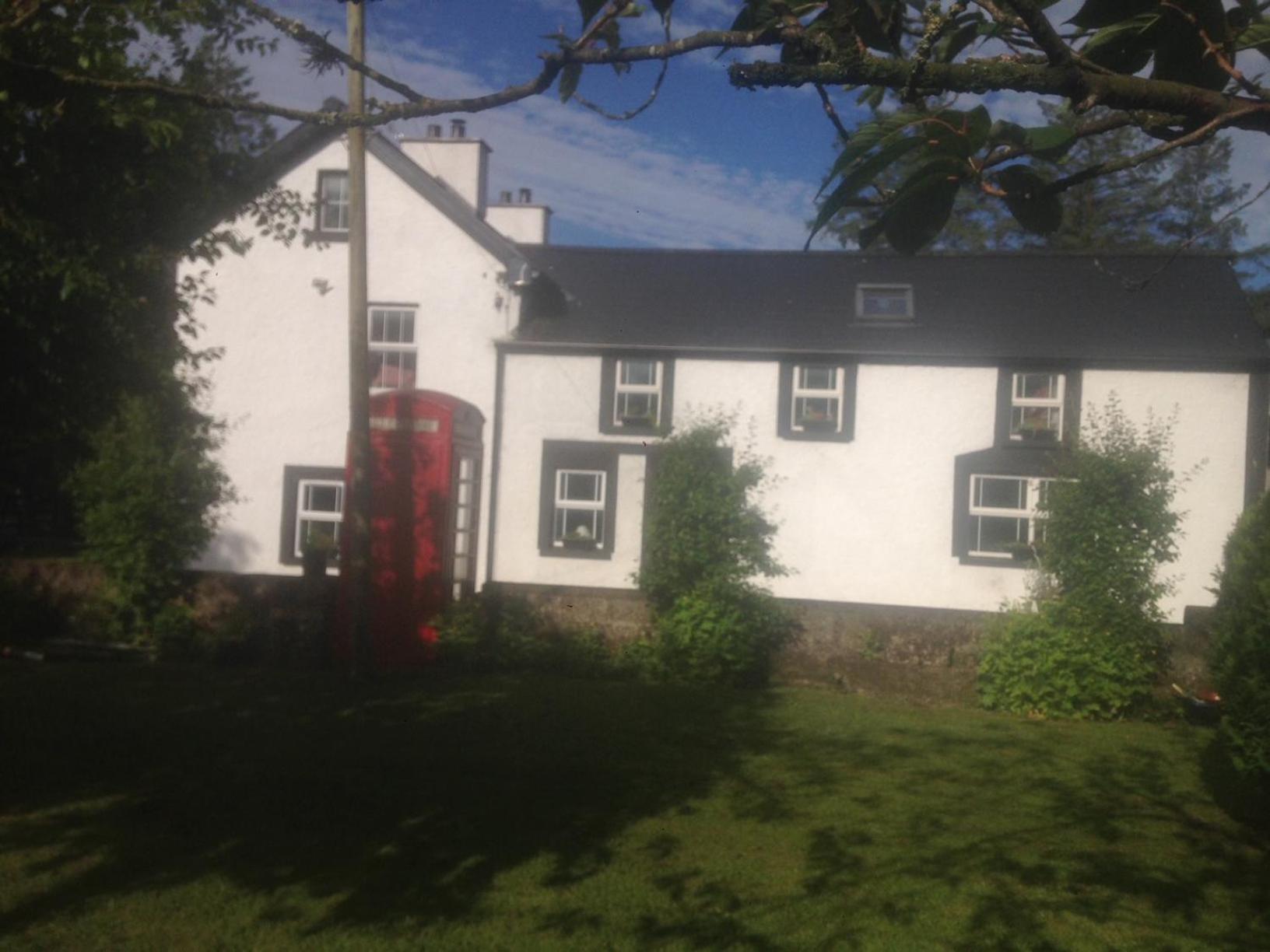 The Old Post Office Lodge Enniskillen Eksteriør bilde